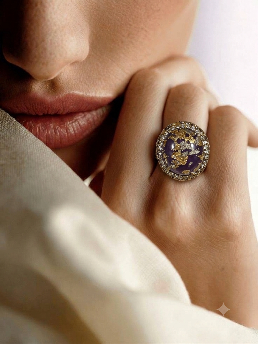Purple finger ring