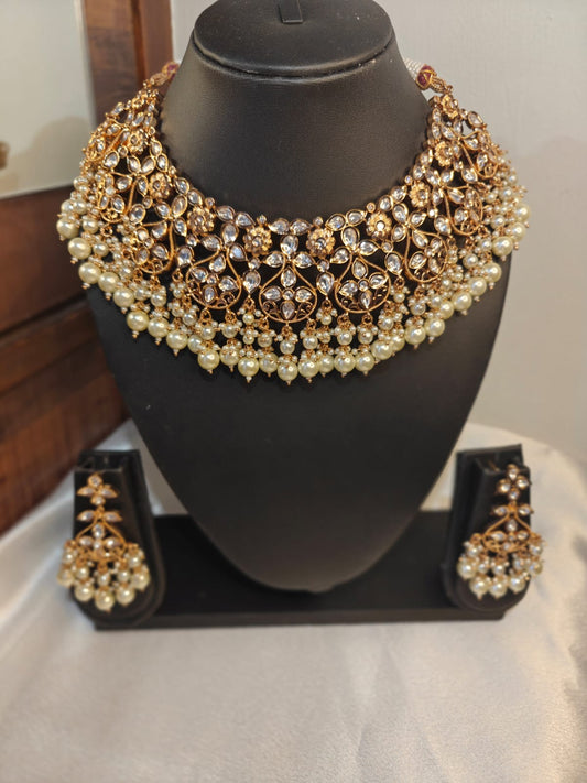 Necklace White Beads